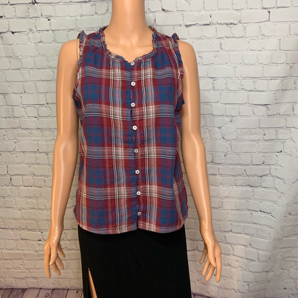Universal thread sleeveless blue & red plaid size small Button Down size small